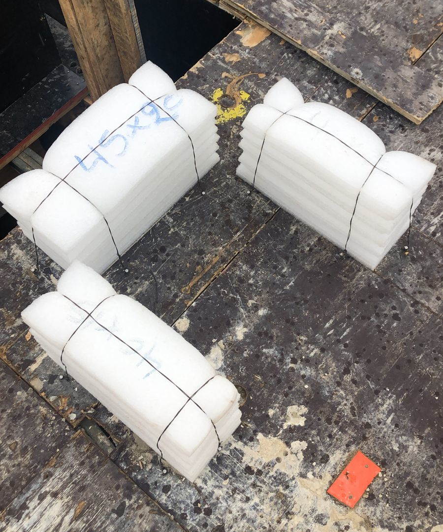 Blocos técnicos de espuma em EPE Prodflex para passagem de tubulações em Lajes e Vigas  de concreto.