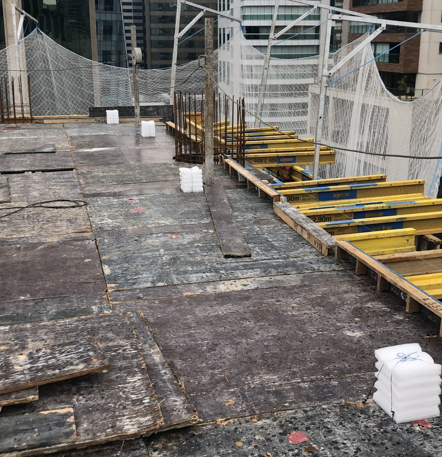 Blocos técnicos de espuma em EPE Prodflex para passagem de tubulações em Lajes e Vigas  de concreto.